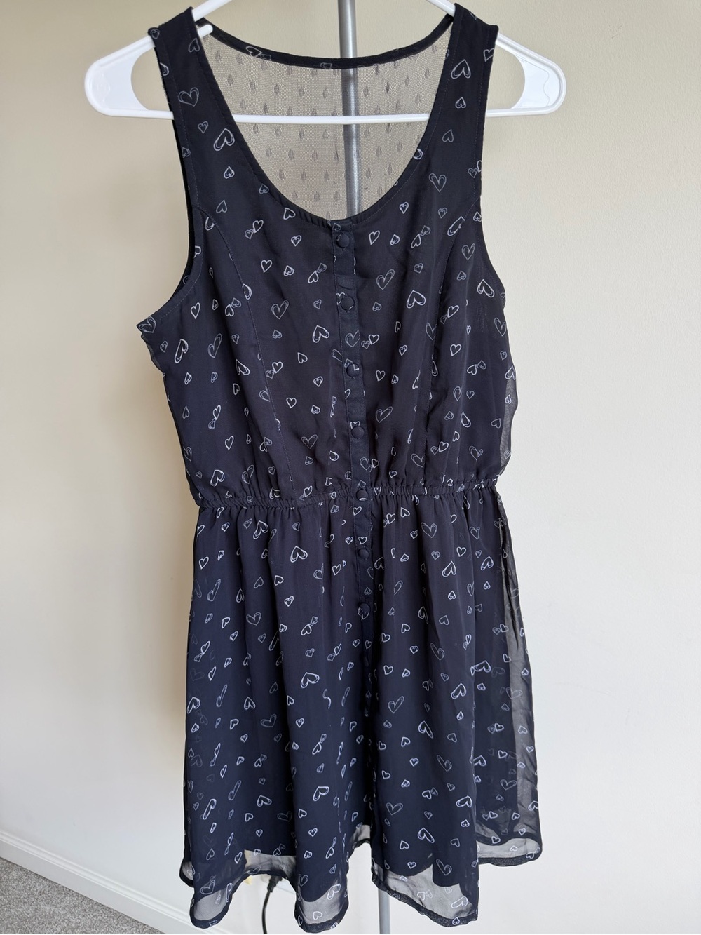 Sleeveless Black Heart-Print Mini Dress